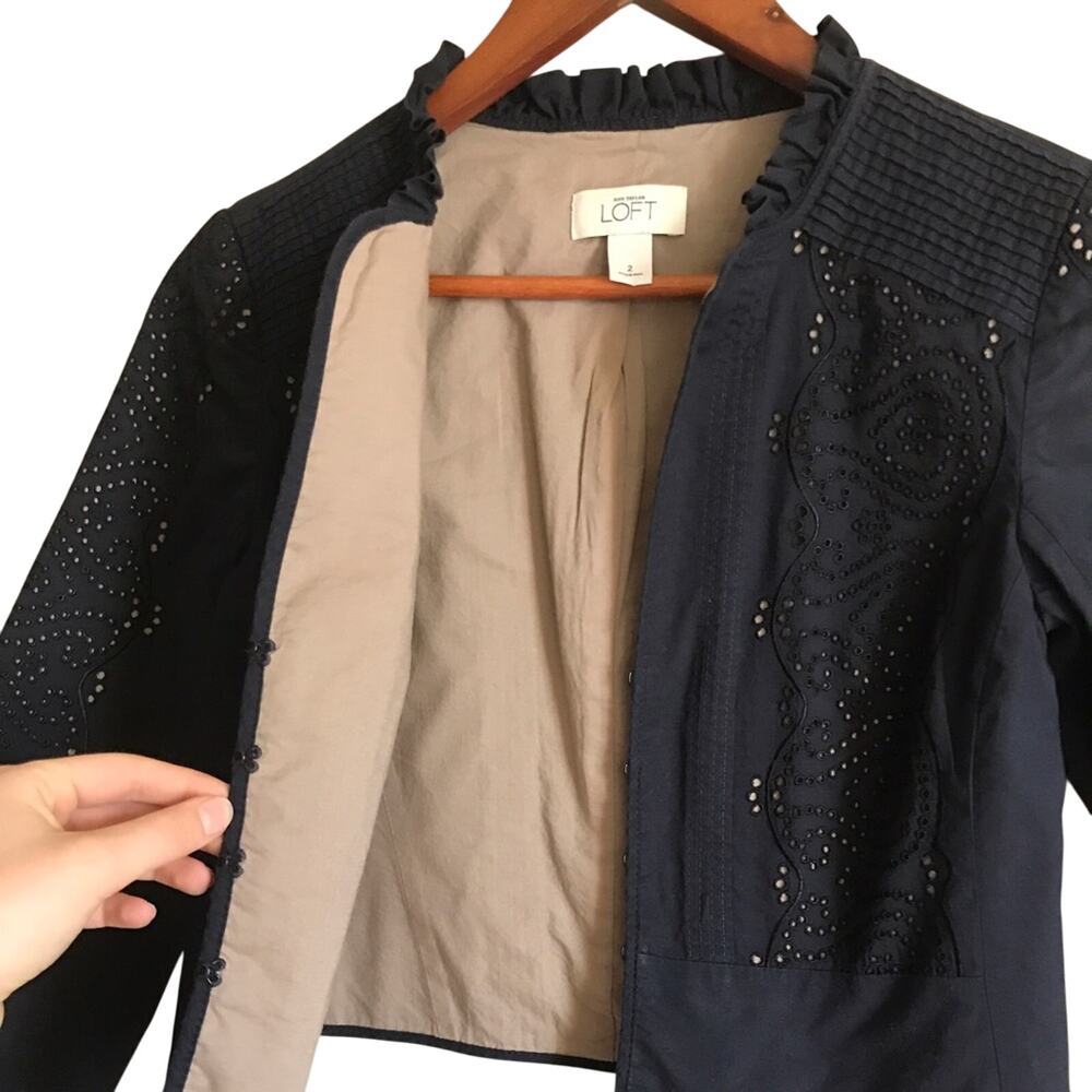 Loft Ann Taylor Navy Eyelet Jacket Size 2 - Picture 5 of 8